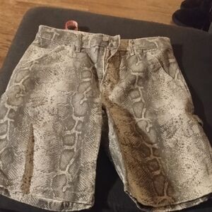 Stylish Snake Print Men's Shorts